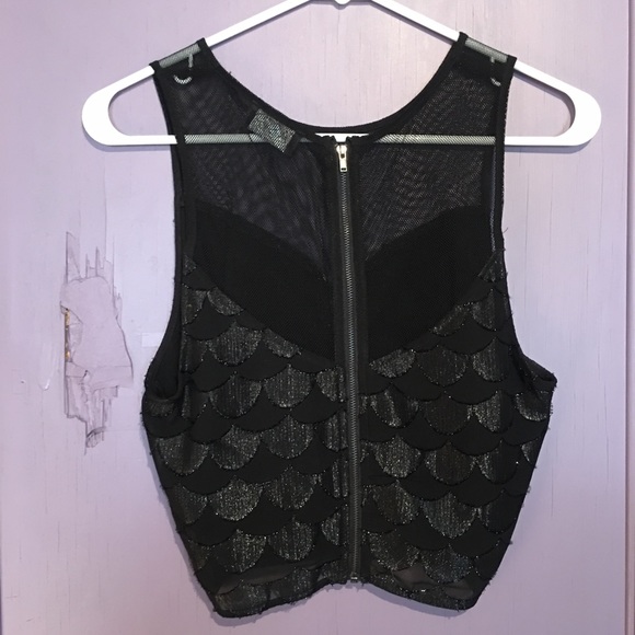 Beautiful mesh sparkly crop top - Picture 2 of 2